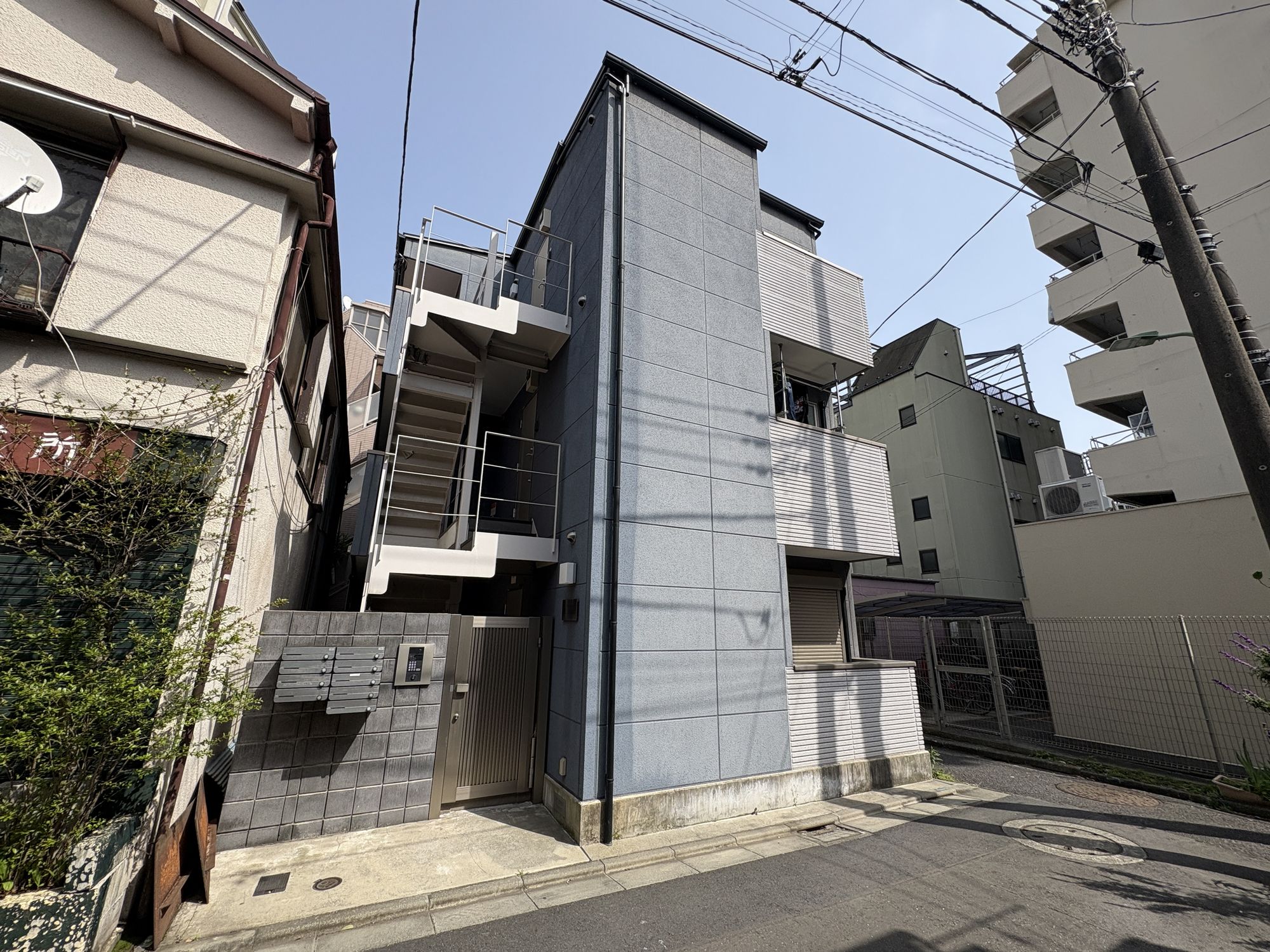 京急本線「京急蒲田」駅徒歩10分 2018年1月築 木造3階建 オートロック