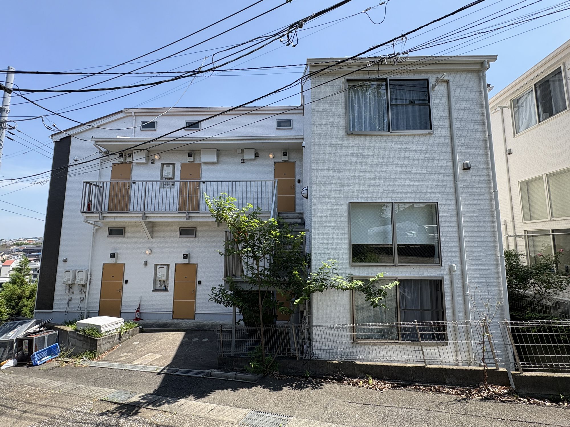 百合ヶ丘駅8分 2010年3月築 木造2階建 満室稼働中