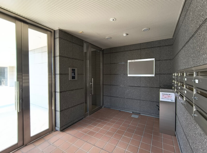 エントランス エントランス