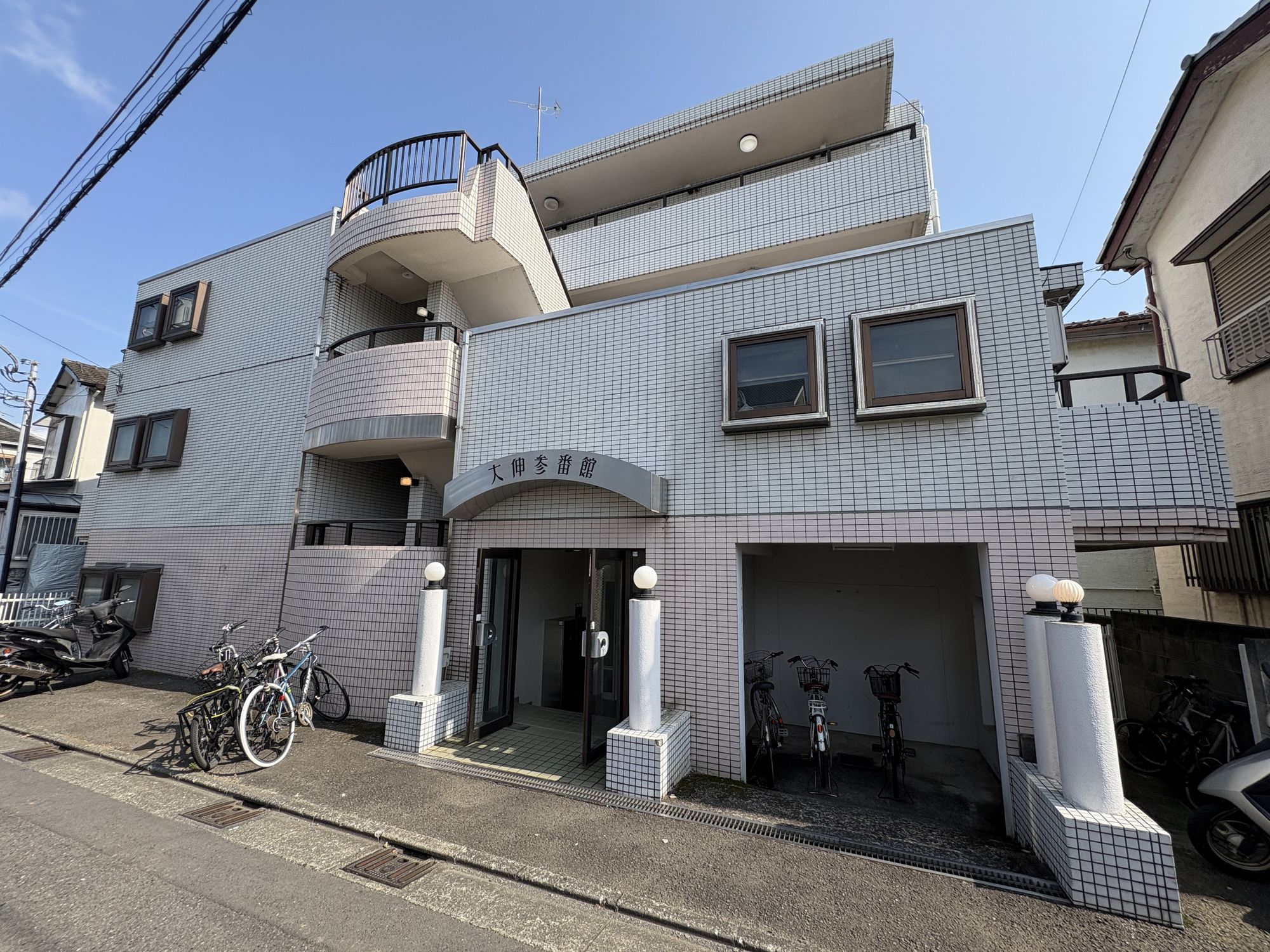 小田急線「登戸」駅徒歩16分 1989年9月築 RC造 4階建 