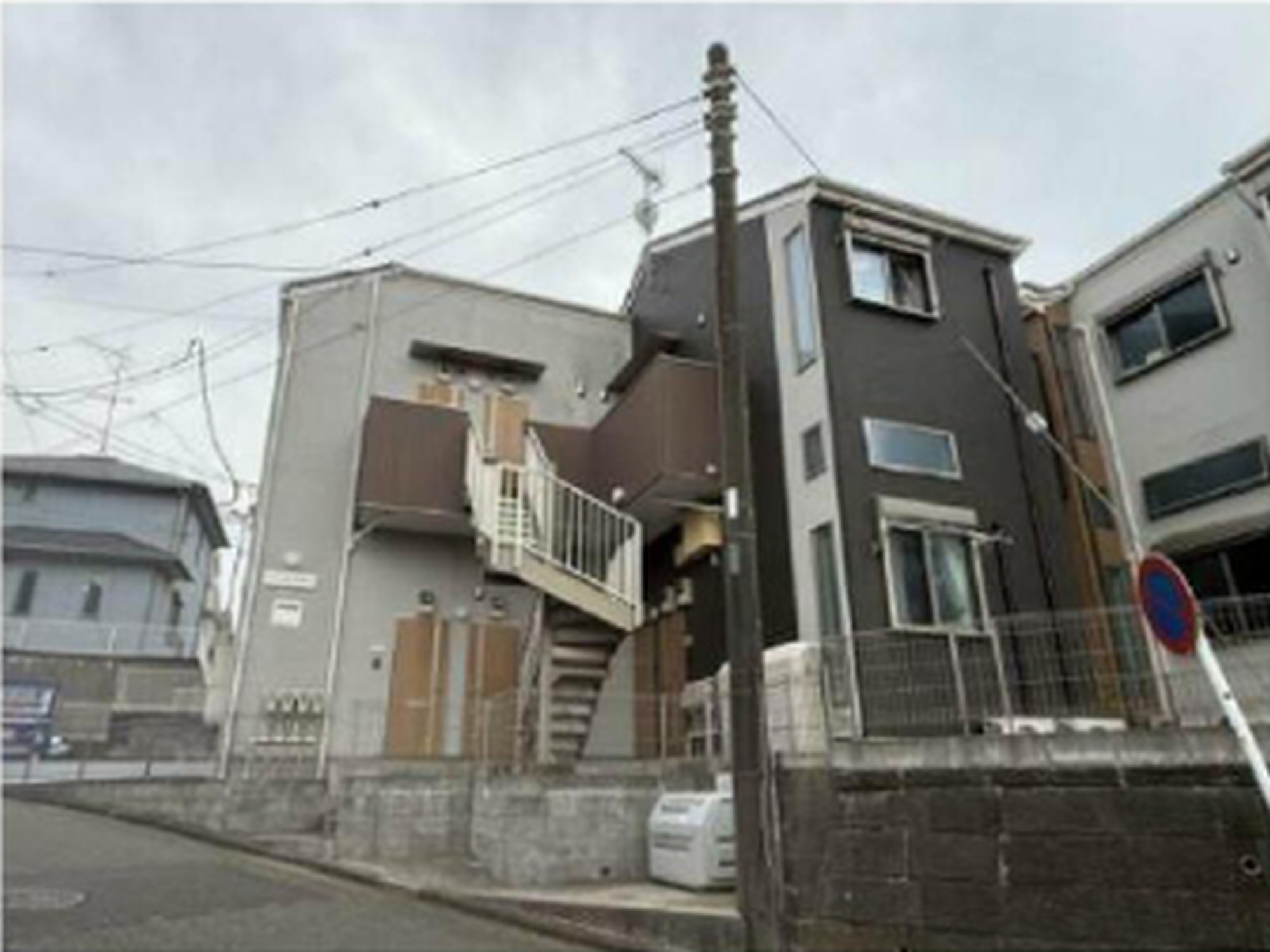 相鉄いずみ野線「弥生台」駅徒歩2分 2017年11月築 木造2階建