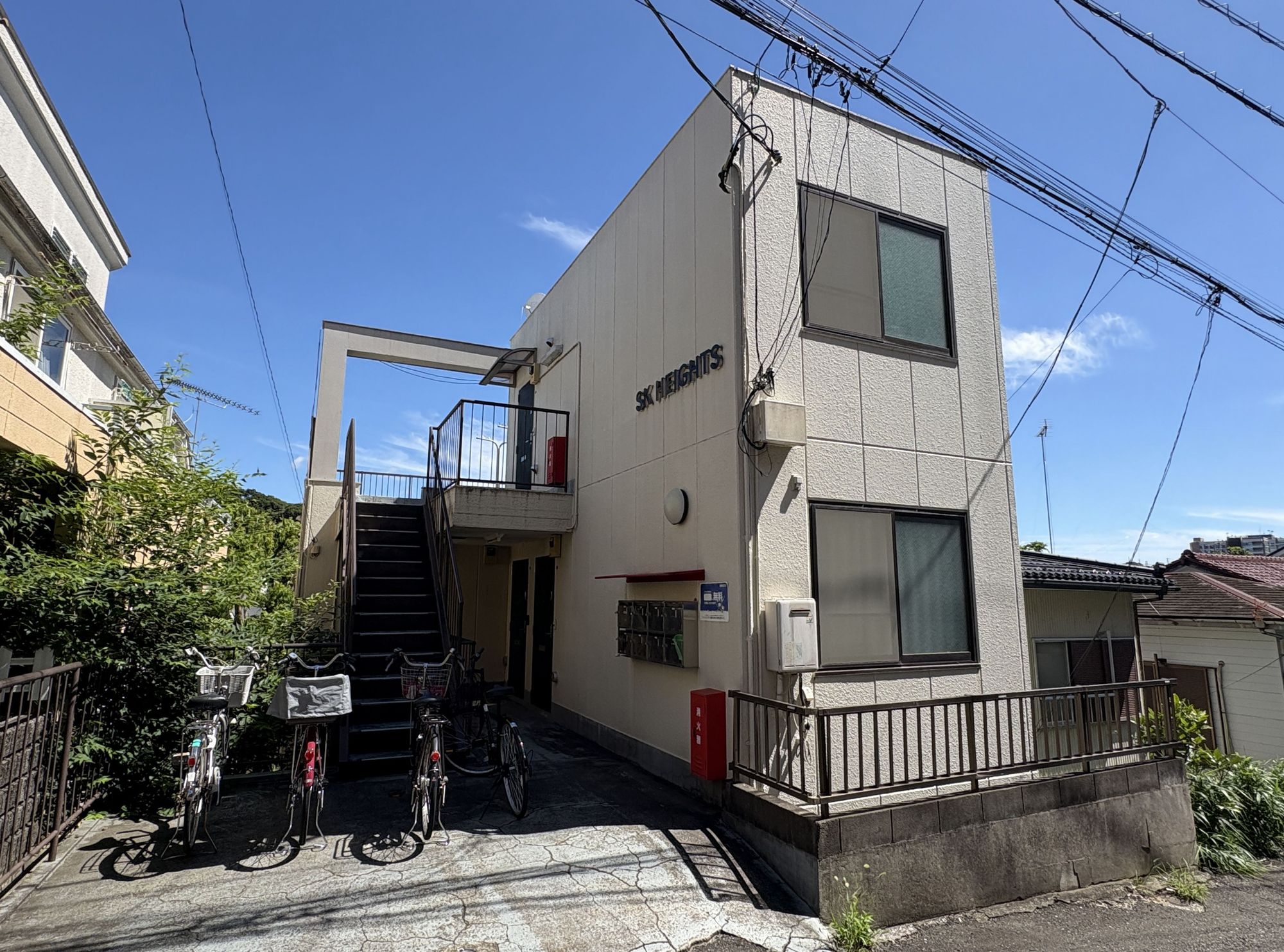 横浜市営地下鉄グリーンライン「日吉本町」駅徒歩16分 ALC造3階建