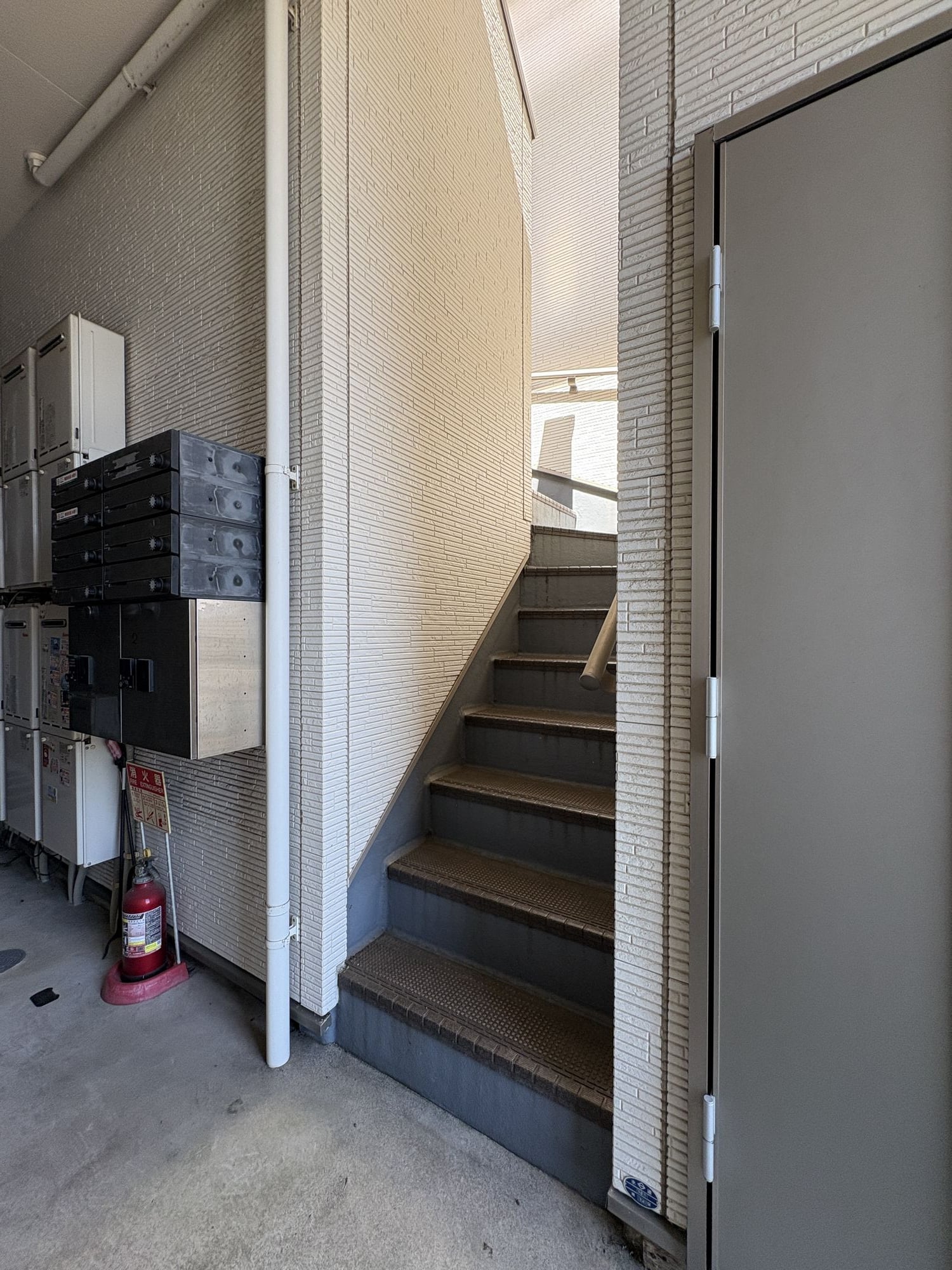 1階共用階段 1階共用階段