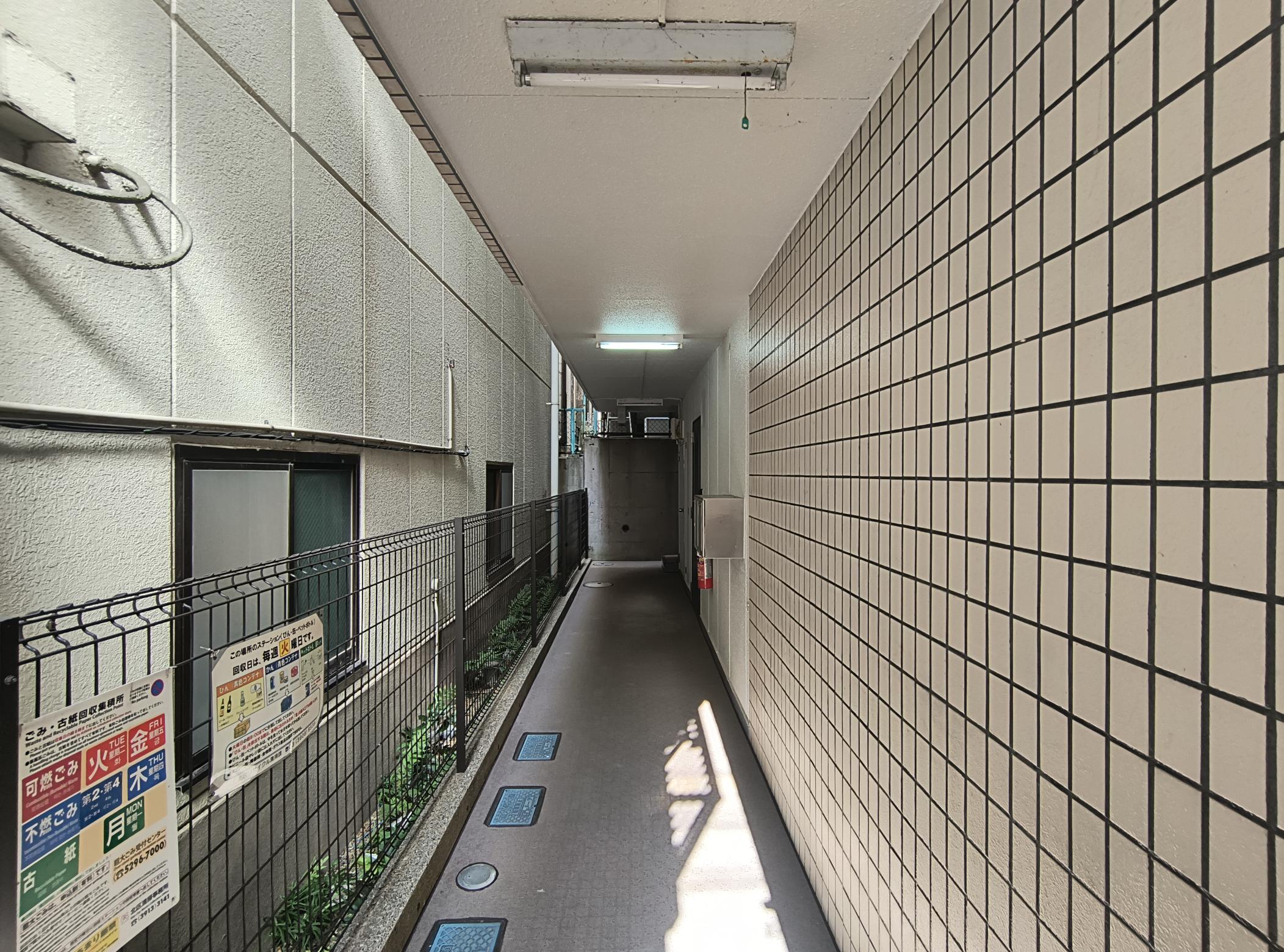 エントランス エントランス