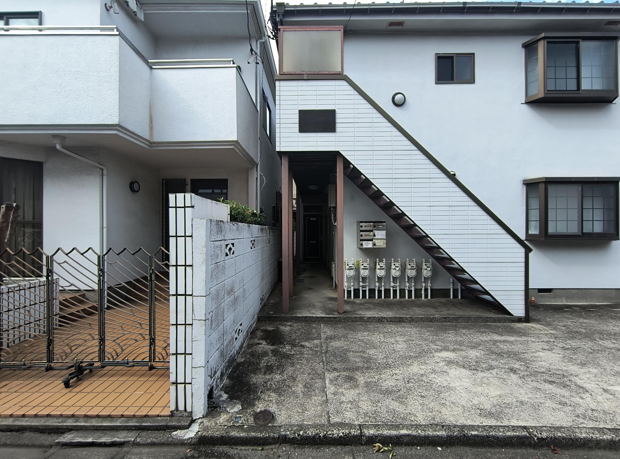 エントランス エントランス