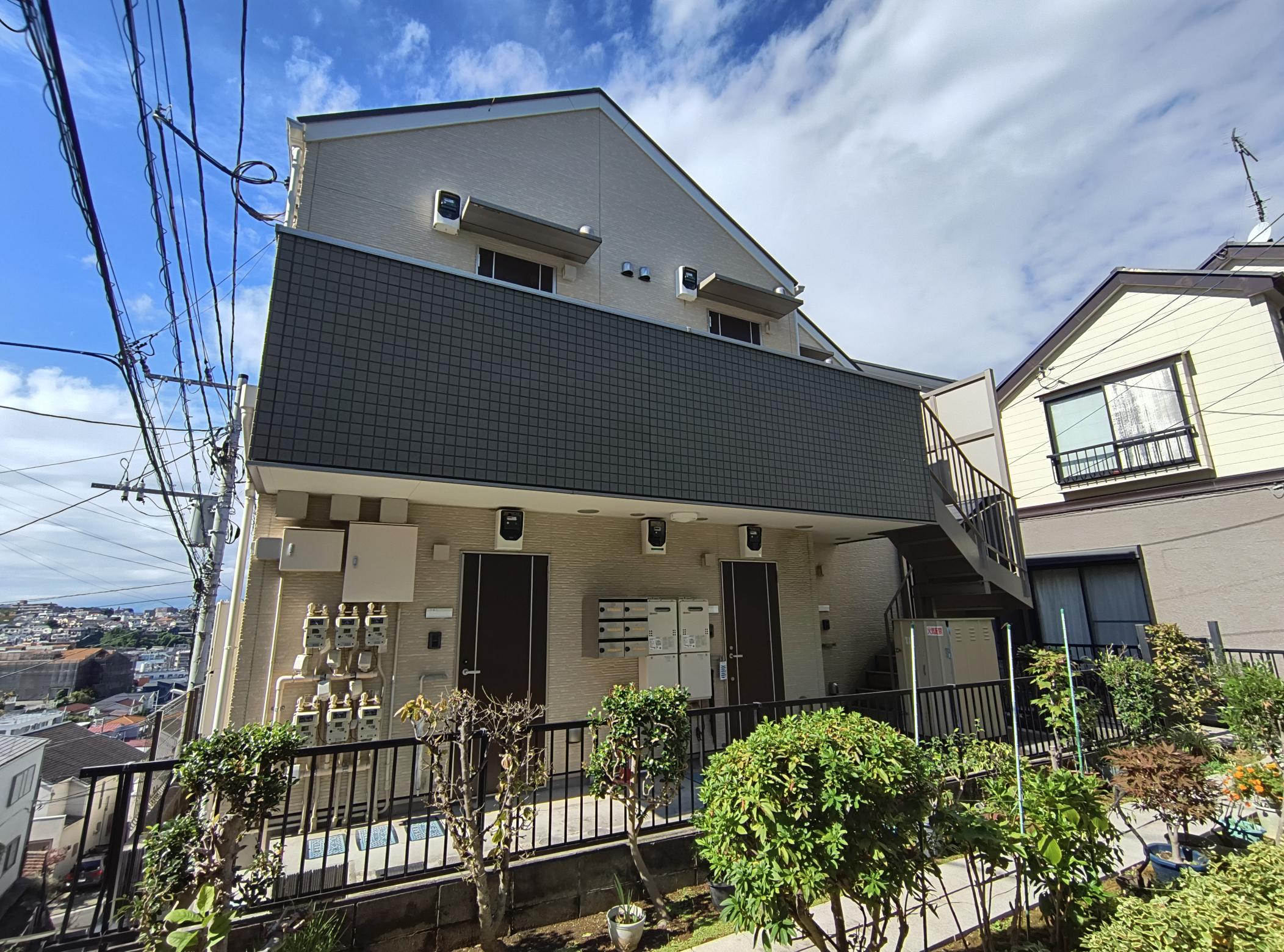 京急本線「上大岡」駅徒歩10分 2019年10月築 木造2階建 京急本線「上大岡」駅徒歩10分 2019年10月築 木造2階建