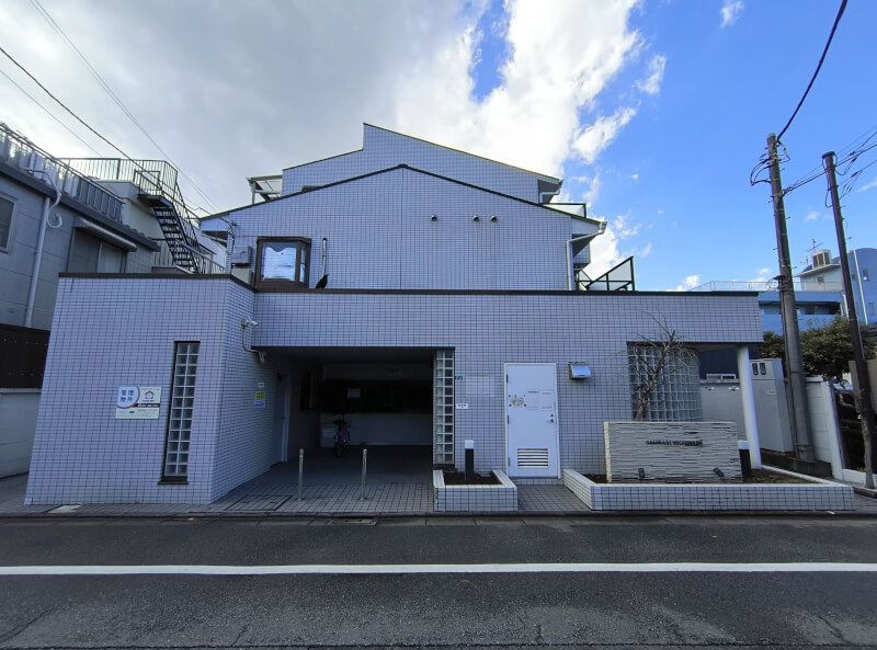 西武多摩湖線「一橋学園」駅徒歩10分 1990年11月築 RC・S造3階建