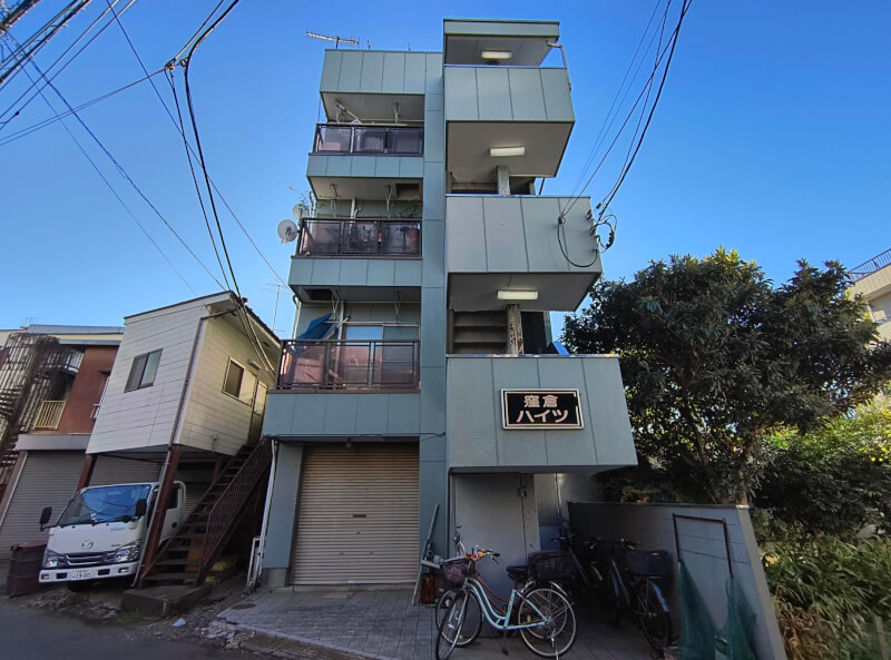 西武拝島線「武蔵砂川」駅徒歩10分 1986年４月築 鉄骨造４階建