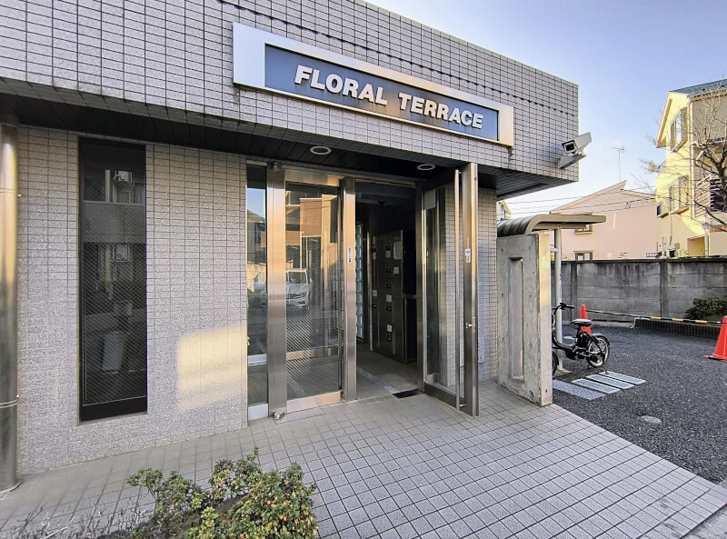 エントランス エントランス