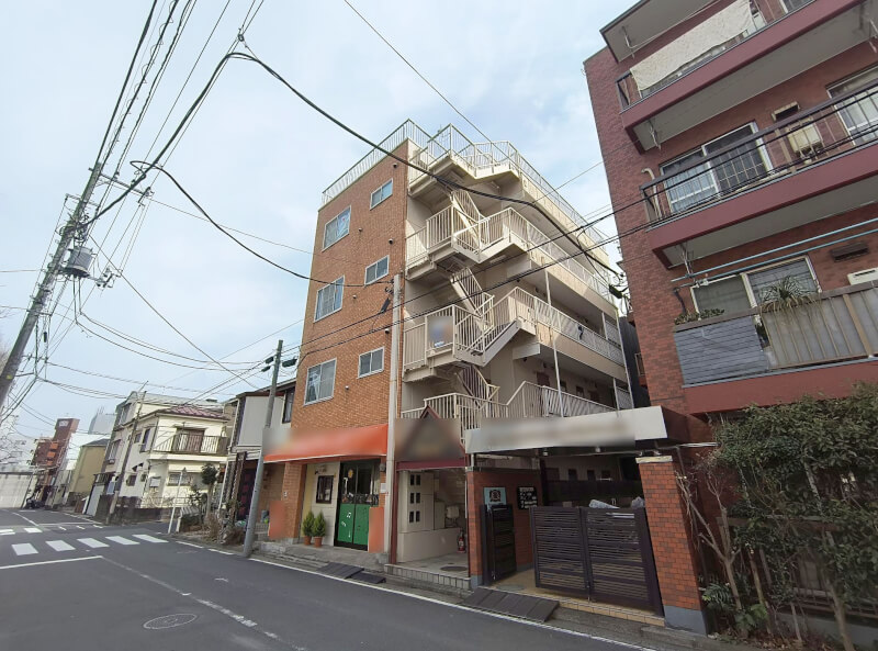 JR京浜東北・根岸線「東神奈川」駅徒歩7分 1990年9月築 鉄骨造4階建 JR京浜東北・根岸線「東神奈川」駅徒歩7分 1990年9月築 鉄骨造4階建
