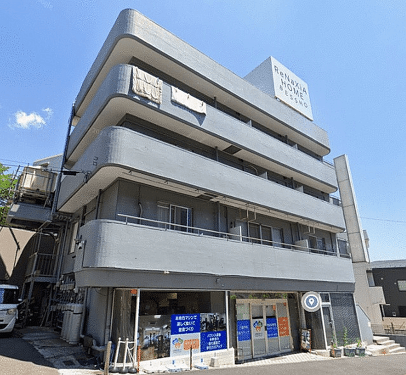 京急本線「上大岡」駅徒歩24分 1988年5月築 RC4階建 京急本線「上大岡」駅徒歩24分 1988年5月築 RC4階建