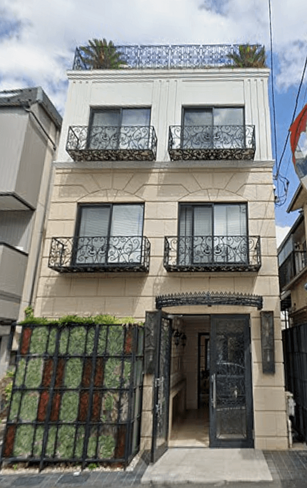 JR山手線「大塚」駅徒歩8分 2016年6月築 RC造4階建