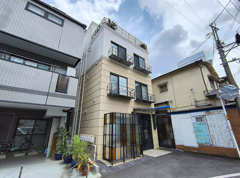 JR山手線「大塚」駅徒歩8分 2016年6月築 RC造4階建