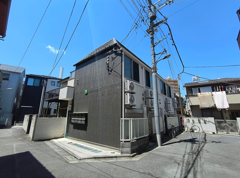JR山手線「池袋」駅徒歩12分 2015年3月築 木造2階建 JR山手線「池袋」駅徒歩12分 2015年3月築 木造2階建