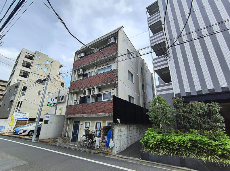 西武新宿線「武蔵関」駅徒歩2分 1983年6月築 RC造4階建