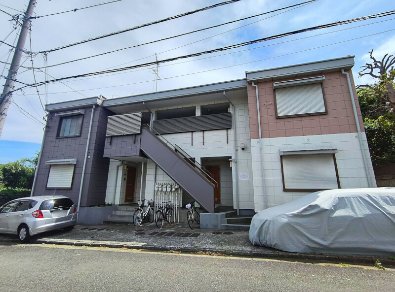 京急逗子線「六浦」駅徒歩5分 1990年2月築 軽鉄造2階建 京急逗子線「六浦」駅徒歩5分 1990年2月築 軽鉄造2階建