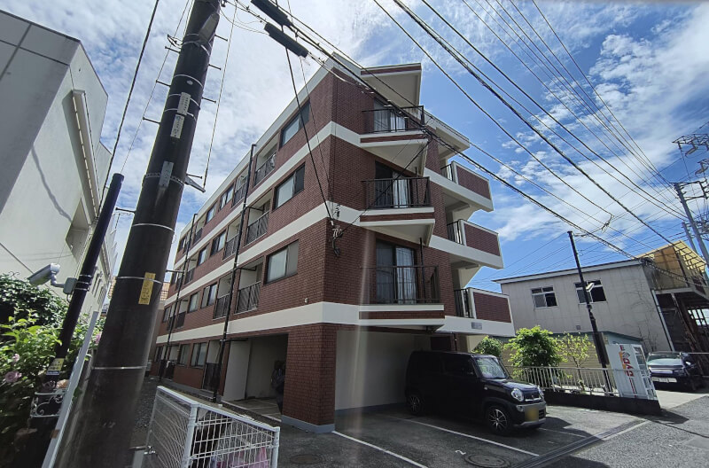 JR青梅線「拝島」駅徒歩12分 1988年2月築 RC造4階建 JR青梅線「拝島」駅徒歩12分 1988年2月築 RC造4階建