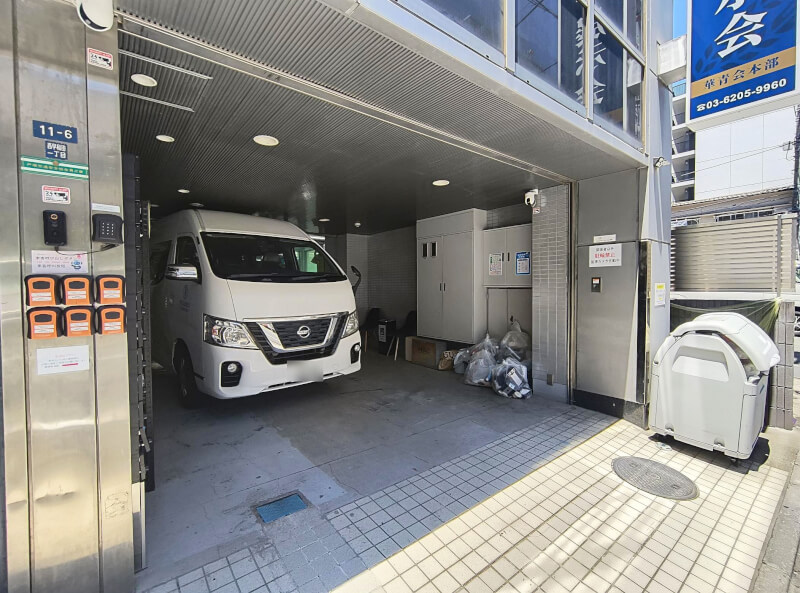駐車スペース 駐車スペース