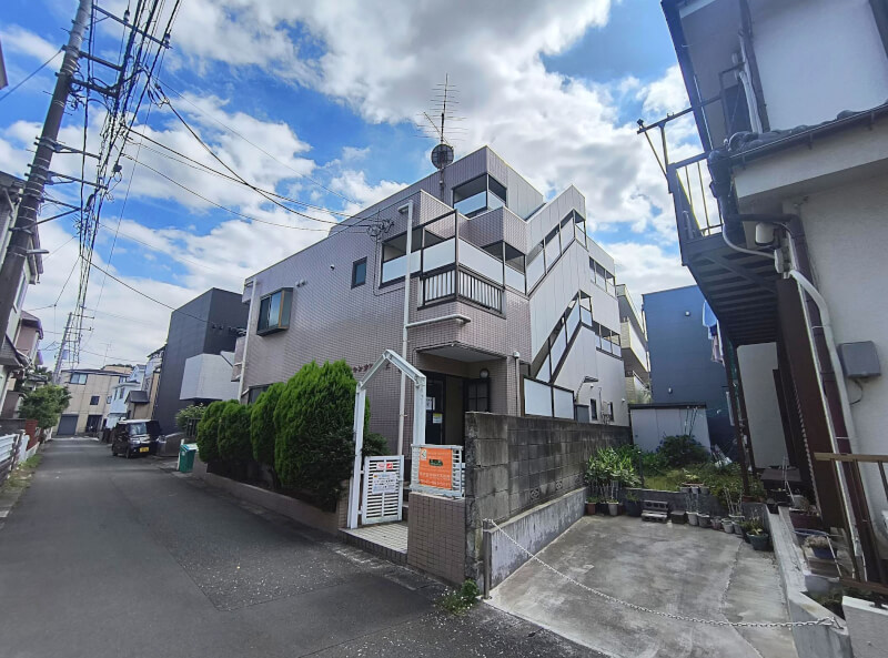 小田急線「相模大野」駅徒歩15分 1990年4月築 鉄骨造3階建 小田急線「相模大野」駅徒歩15分 1990年4月築 鉄骨造3階建