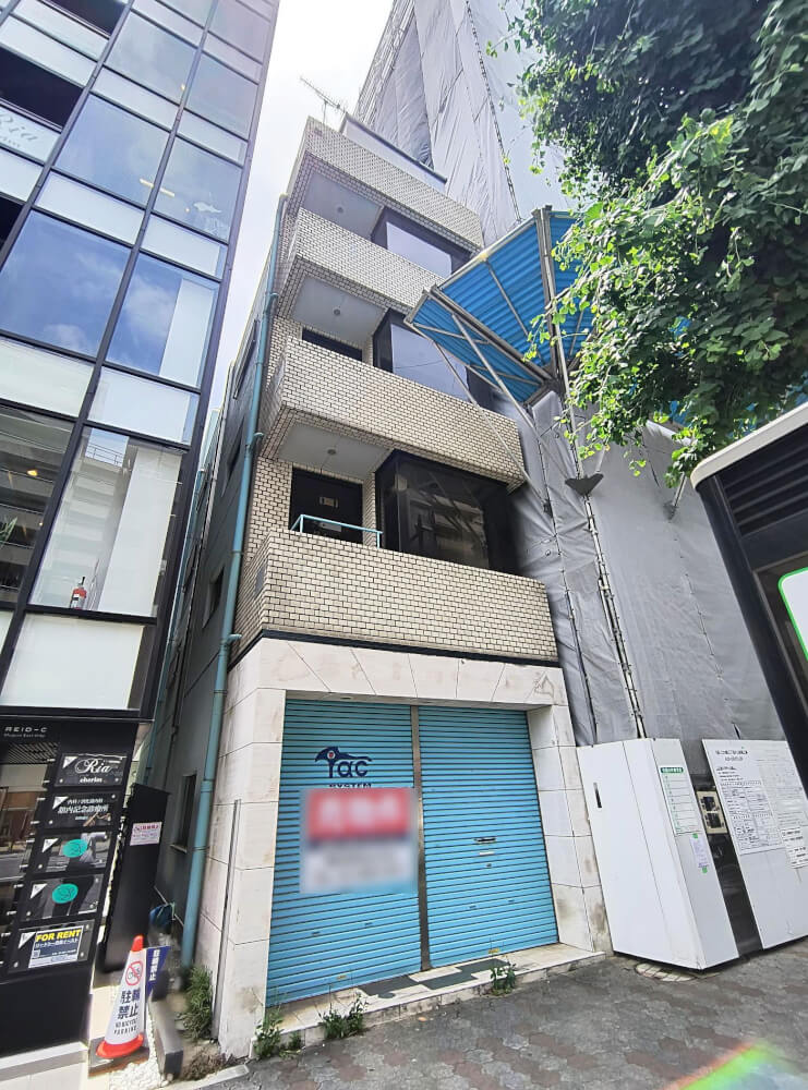 JR山手線「目黒」駅徒歩4分 1982年6月築 RC造4階建 JR山手線「目黒」駅徒歩4分 1982年6月築 RC造4階建