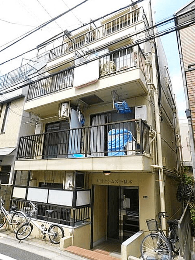 千代田線「千駄木」駅徒歩5分 1988年6月築 鉄骨造4階建 千代田線「千駄木」駅徒歩5分 1988年6月築 鉄骨造4階建