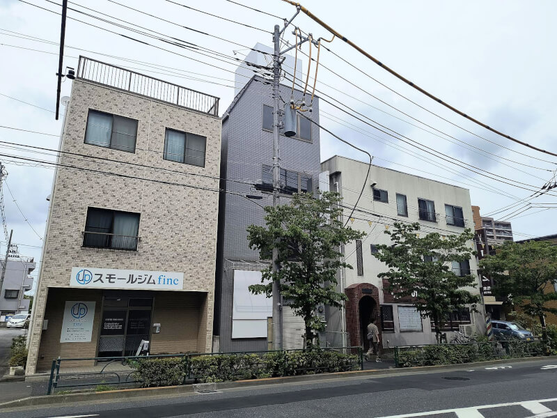 JR埼京線「北赤羽」駅徒歩3分 1993年4月築 鉄骨造3階建