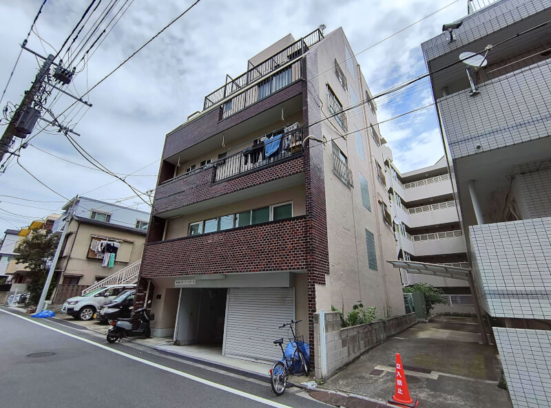 丸ノ内線「新中野」駅徒歩7分 1973年6月築 RC造B1階付5階建