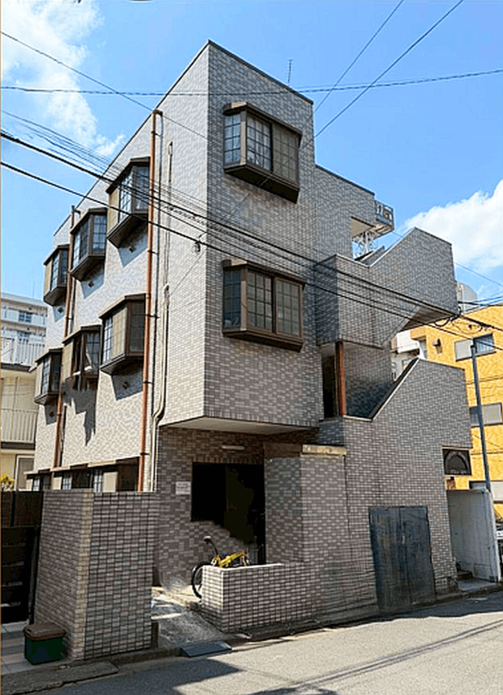 【HP限定】西武池袋線「中村橋」駅徒歩8分 1990年9月築 鉄骨造3階建