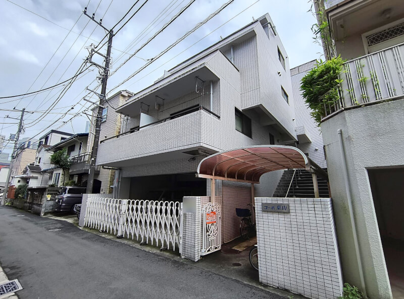 京急本線「戸部」駅徒歩4分 1987年7月築 RC造B1階付3階建 京急本線「戸部」駅徒歩4分 1987年7月築 RC造B1階付3階建
