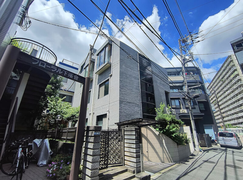 西武新宿線「下落合」駅徒歩3分 1989年9月築 RC地下1階付4階建