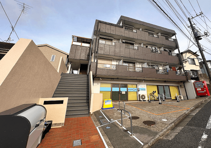 JR中央線「日野」駅徒歩10分 1989年3月築 SRC造B1階付3階建 JR中央線「日野」駅徒歩10分 1989年3月築 SRC造B1階付3階建