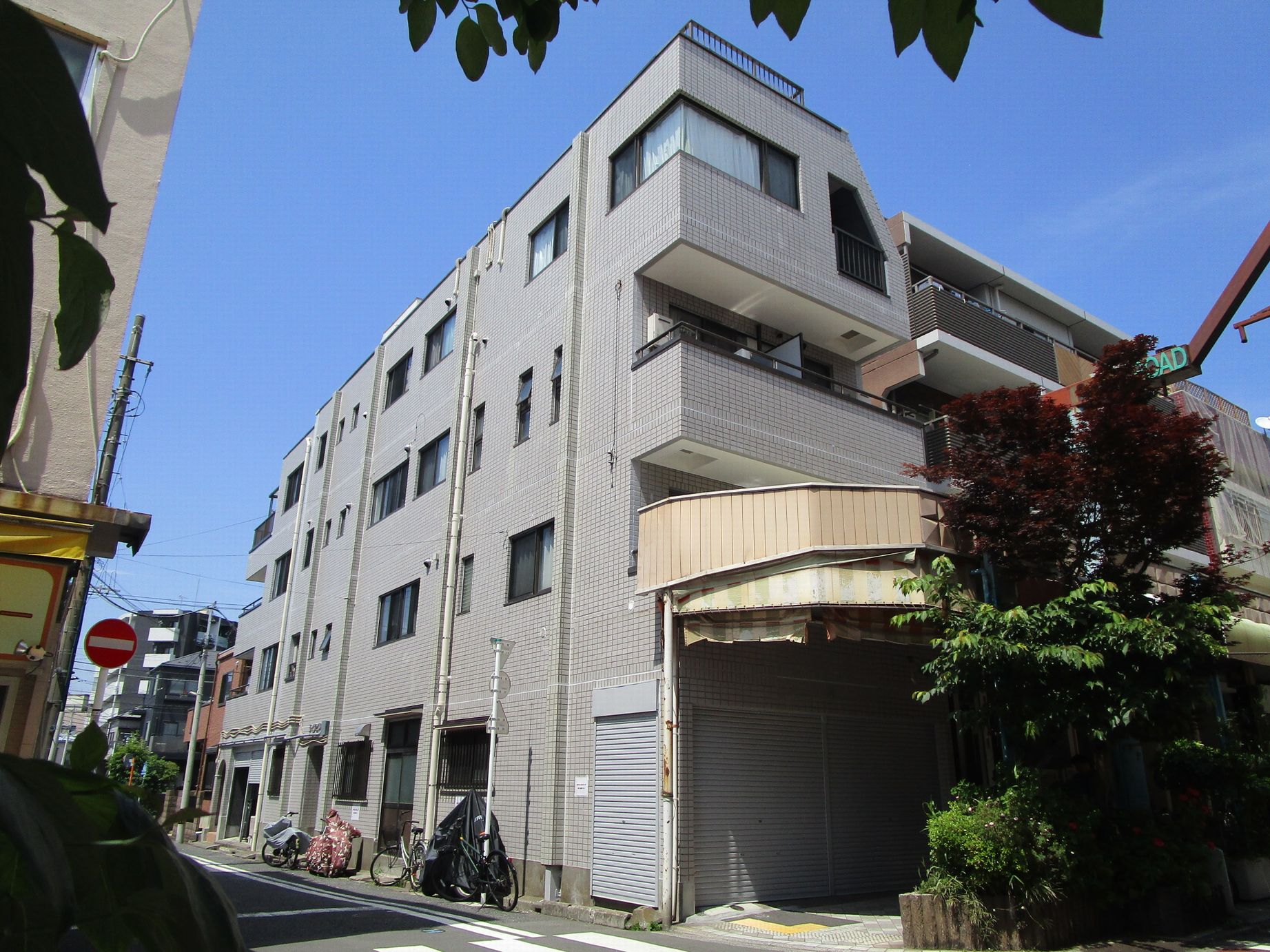 相鉄本線「西横浜」駅徒歩7分 1988年9月築 鉄骨造4階建 相鉄本線「西横浜」駅徒歩7分 1988年9月築 鉄骨造4階建