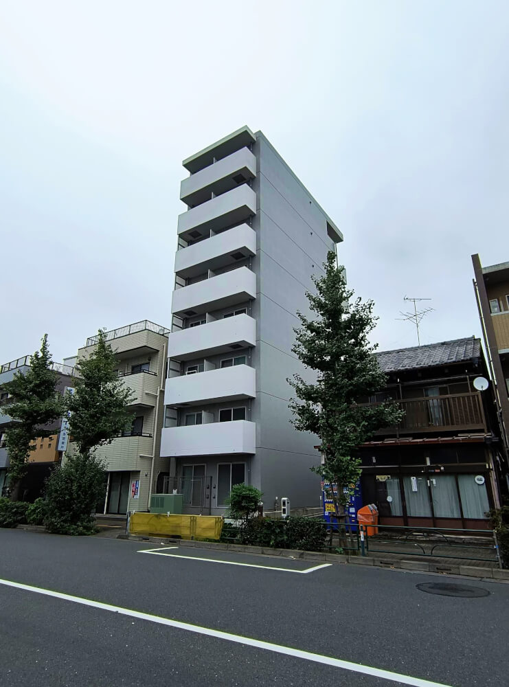JR京浜東北線「王子」駅徒歩5分 2016年10月築 RC造8階建 JR京浜東北線「王子」駅徒歩5分 2016年10月築 RC造8階建
