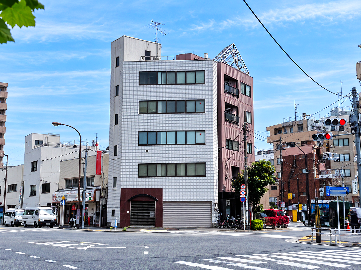 東西線「早稲田」駅徒歩8分 1987年5月築 鉄骨造5階建 東西線「早稲田」駅徒歩8分 1987年5月築 鉄骨造5階建